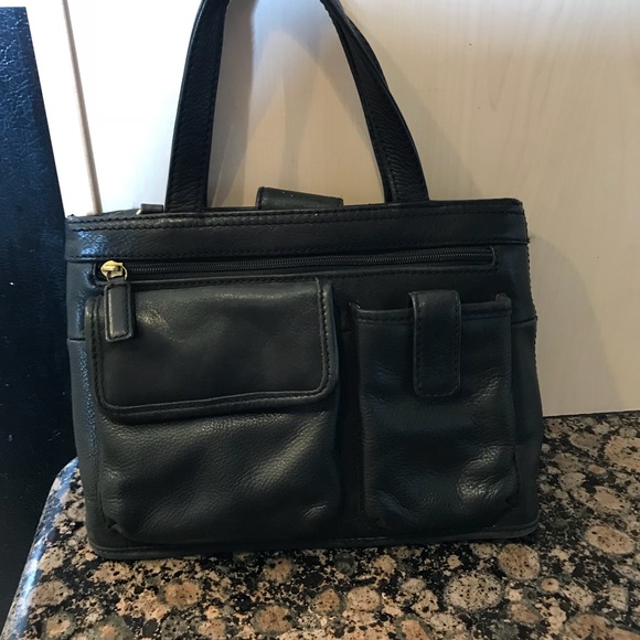 Fossil Handbags - Fossil black leather handbag guc